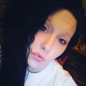 Meet your Posher, Hope